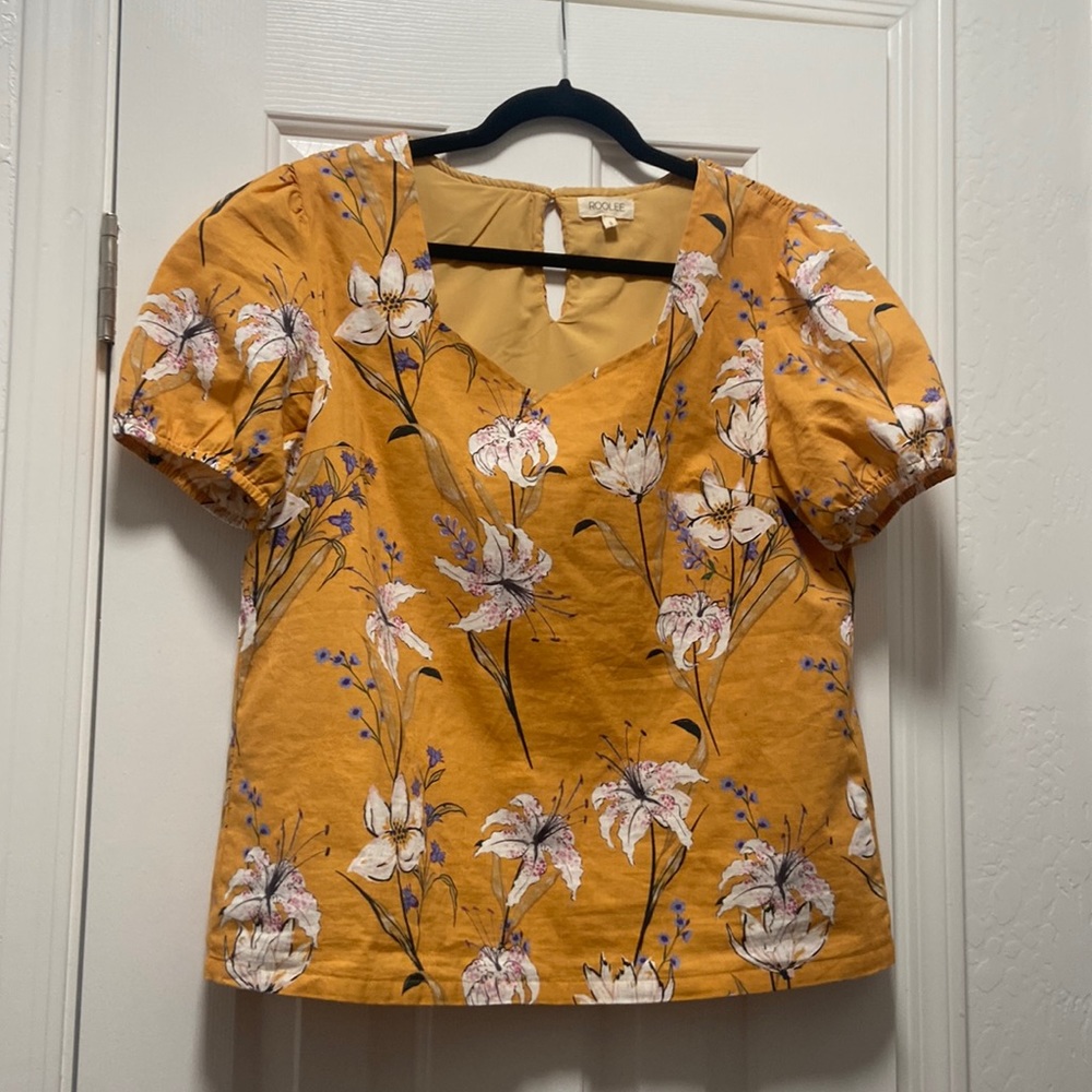 Beautiful floral smock back blouse